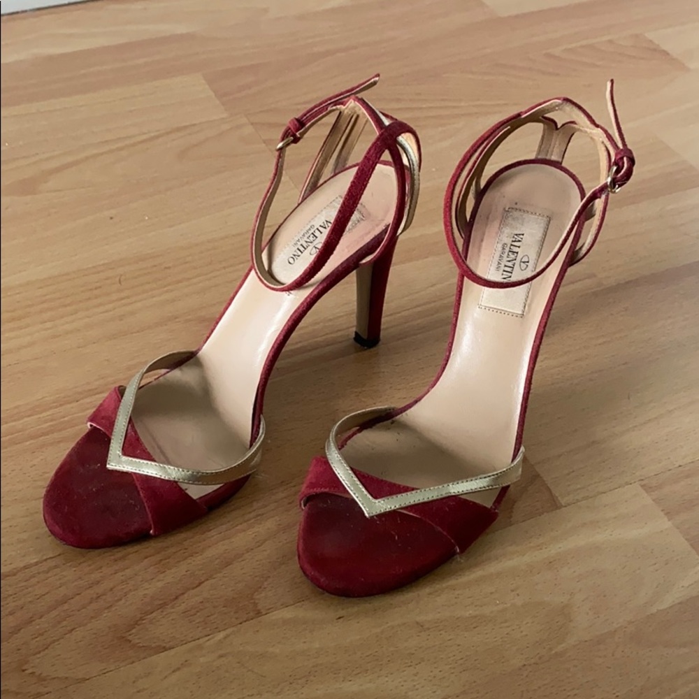 Valentino Rockstud sandals size 7